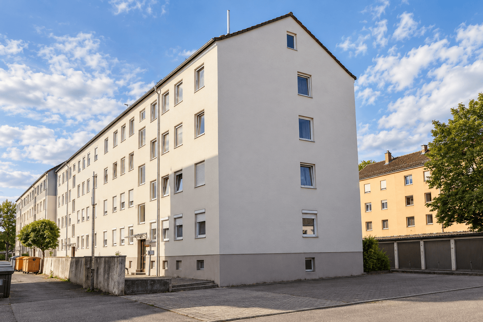 Modernisiert. Kompakt. Mitten im Leben – 2-Zimmer-Wohnung in Augsburg